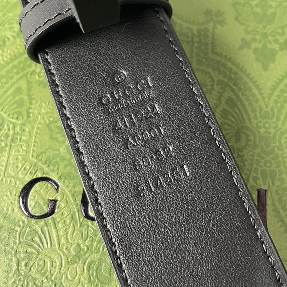 Gucci Black 100% Textured Leather Metal Double G Buckle Belt US 32 IT 80 3.5 W - Picture 2 of 5